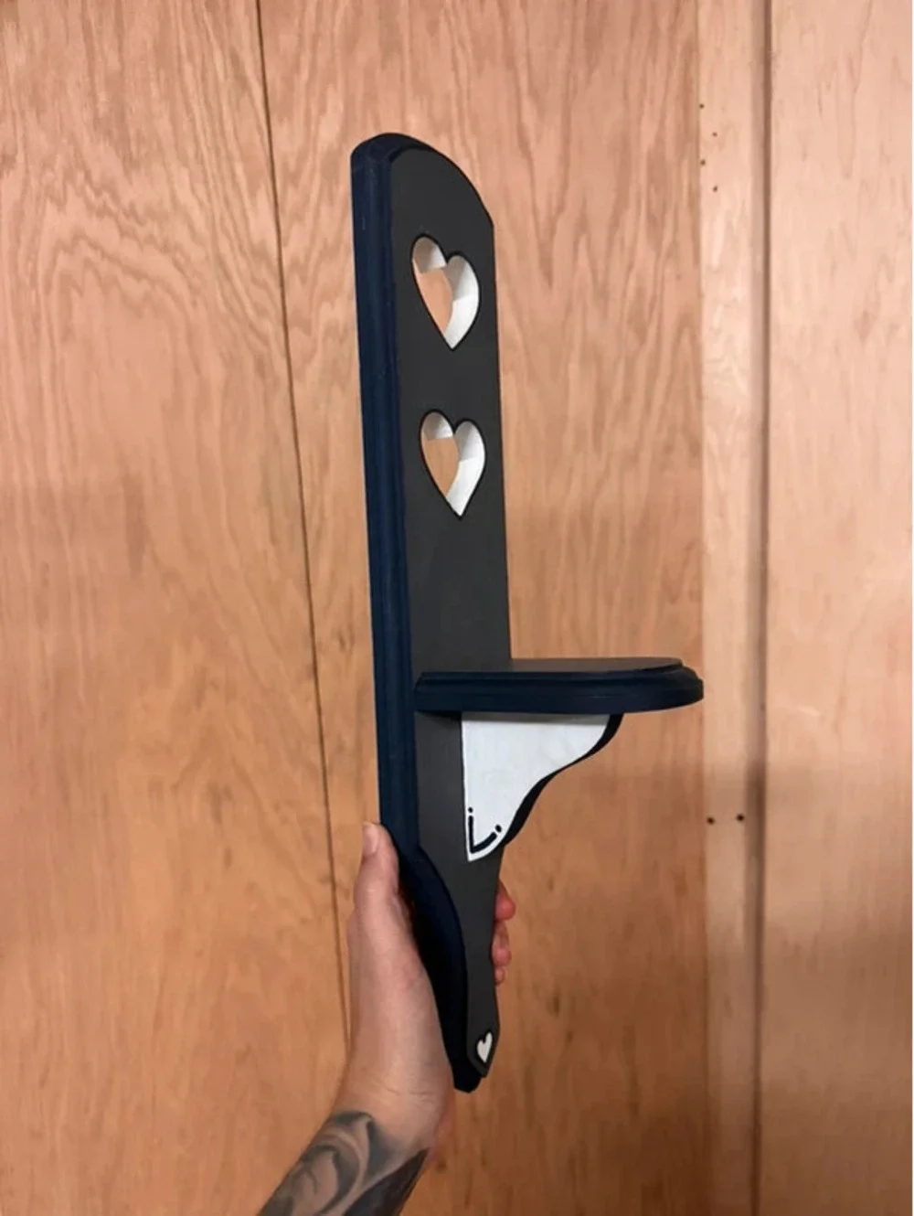 Heart shelf